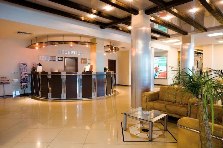 Hotel 3 of 48