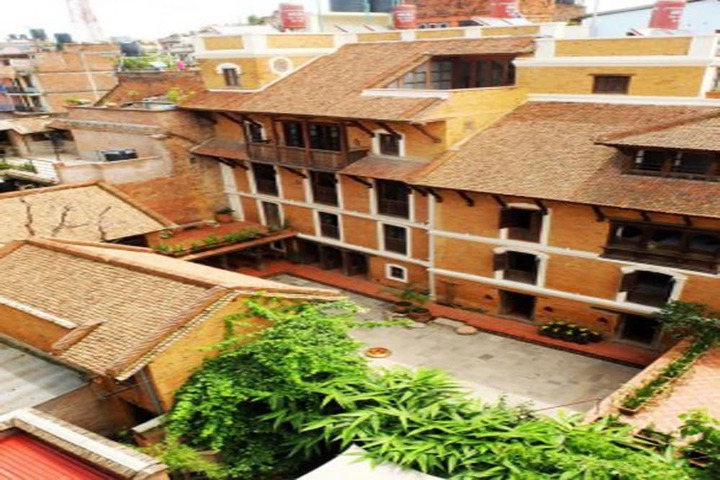 Hotel Exterior 28 of 31