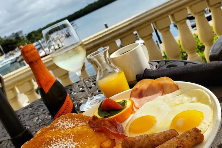 Breakfast meal