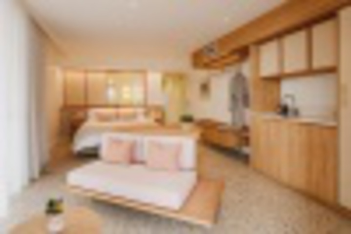 Room 603 of 672