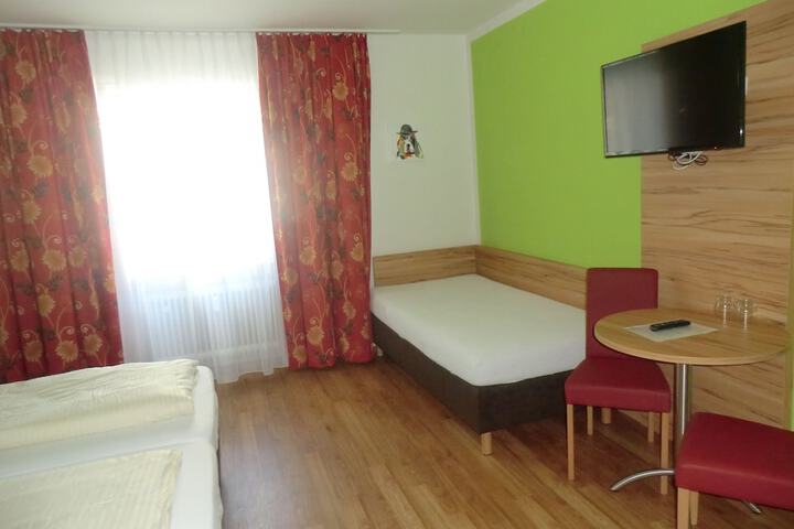 Room 8 of 24