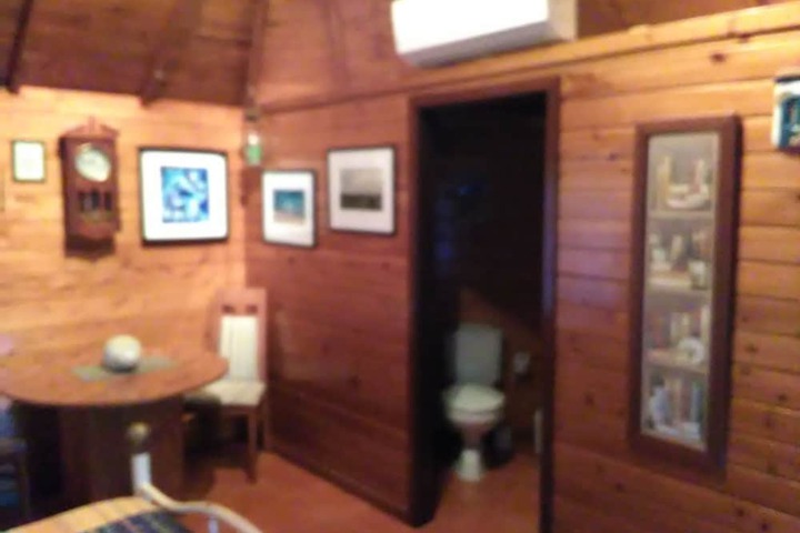 Room 46 of 77