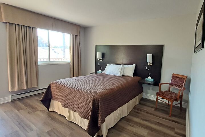 Room 5 of 30