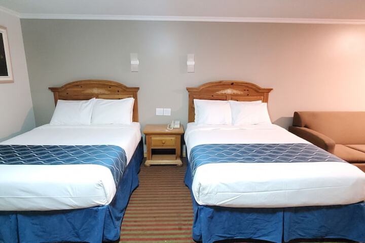 Room 27 of 181