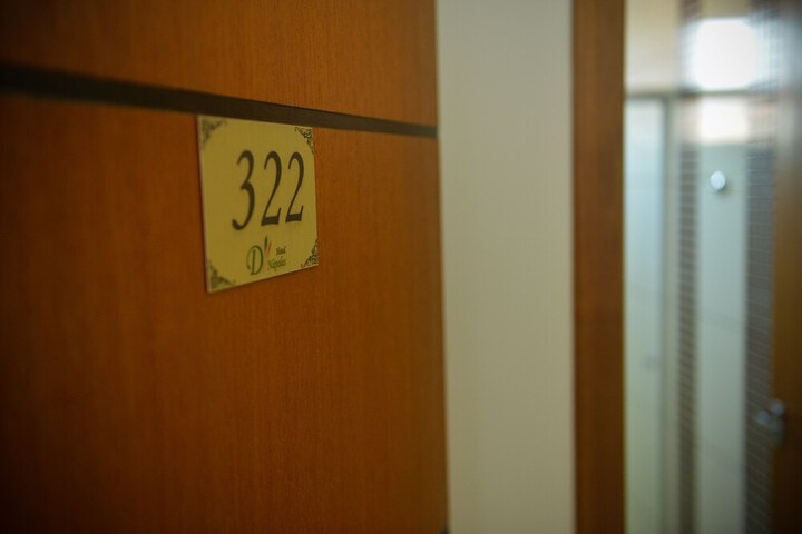 Room 19 of 153