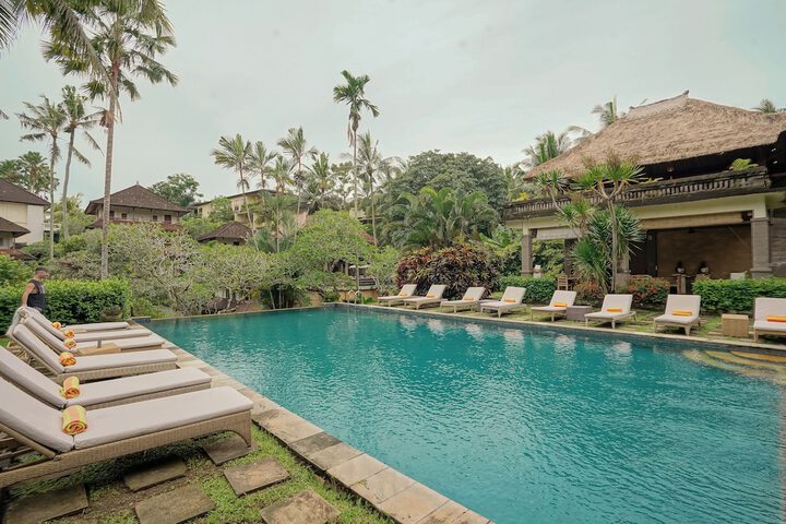 Pool 87 of 109