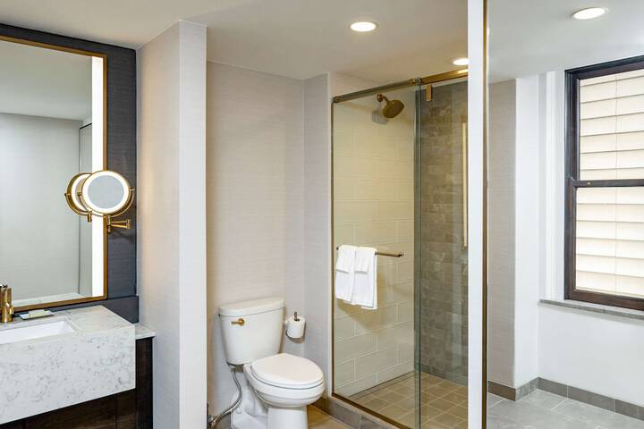 Bathroom shower