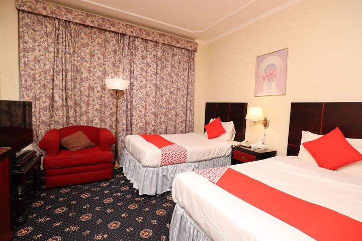 Room 8 of 31