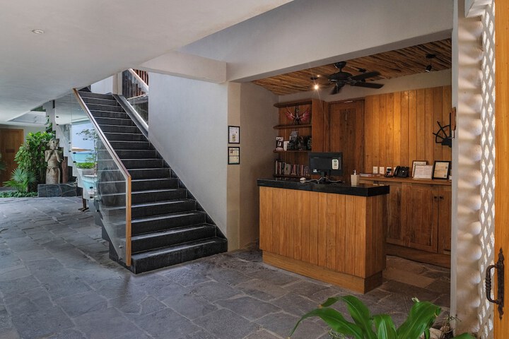 Hotel Interior 2 of 131