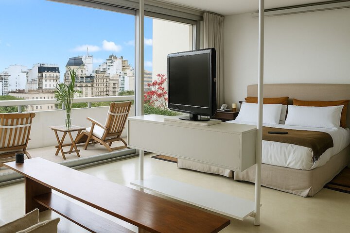 Room 12 of 53