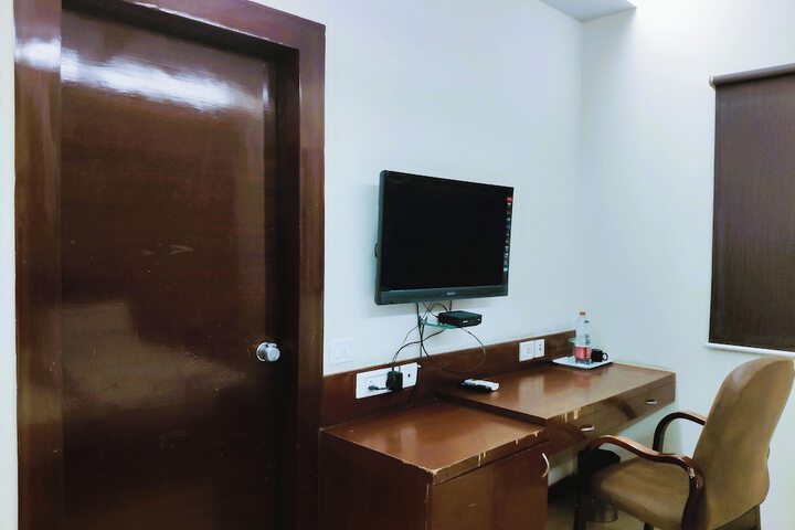 Room 13 of 55