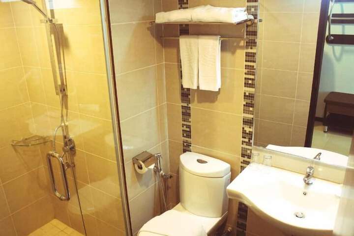 Room 20 of 53