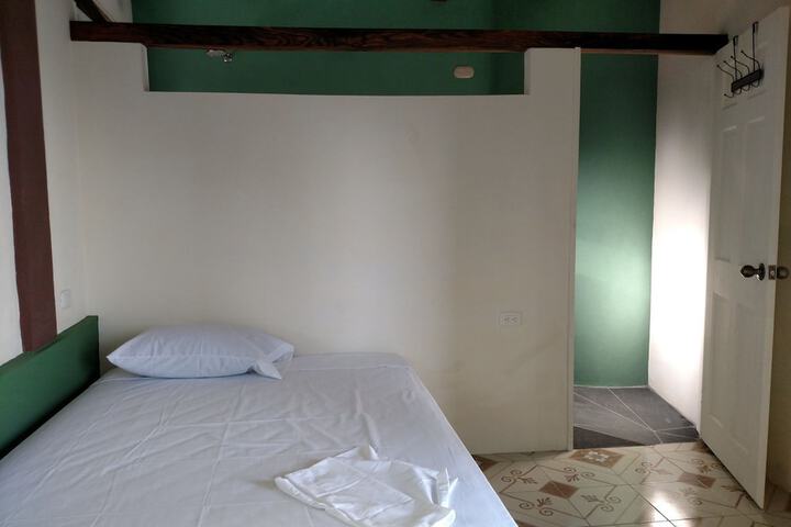 Room 11 of 67