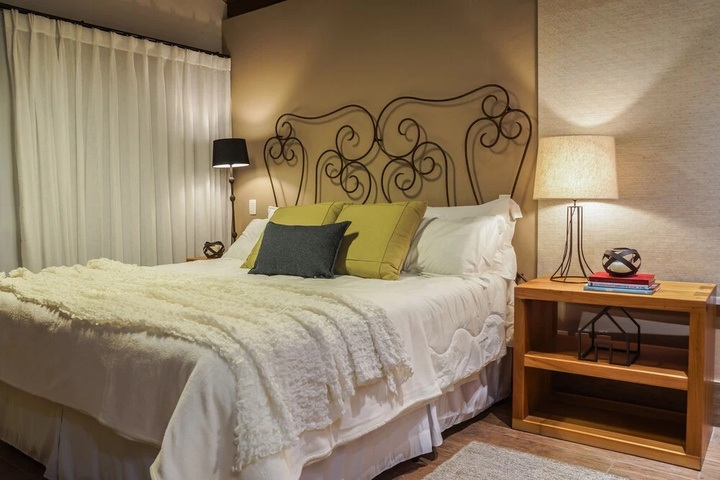 Room 3 of 22