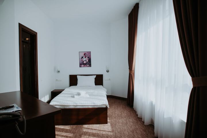 Room 22 of 57