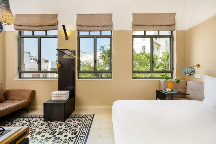 Room 20 of 55