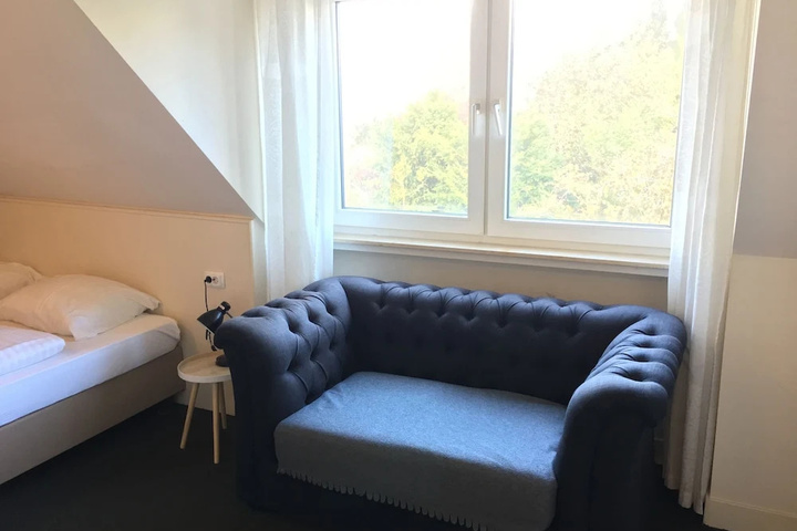 Room 5 of 22