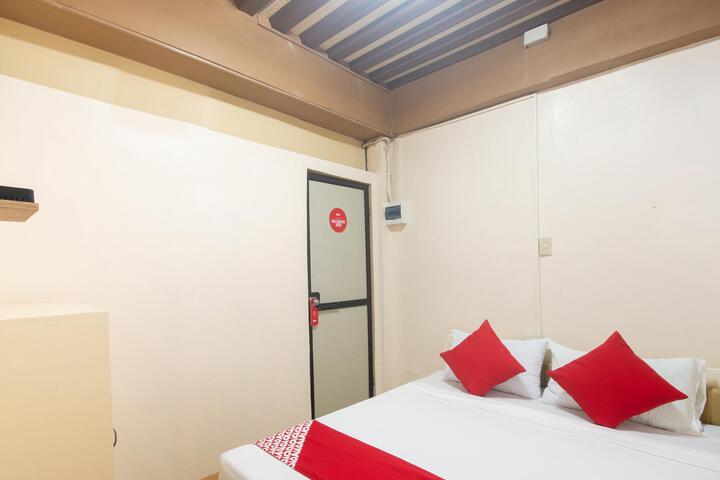 Room 26 of 31
