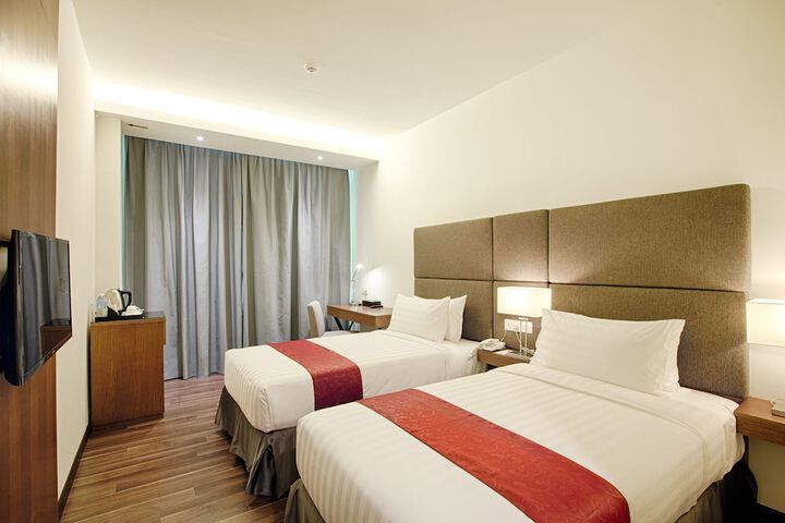 Room 5 of 39