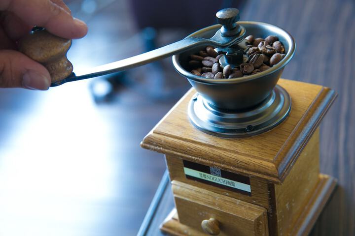 Breakfast/Coffee Service 28 of 73