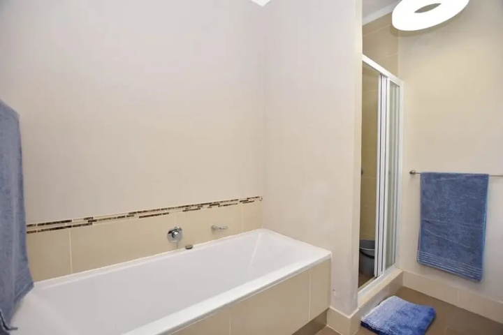Room 8 of 14