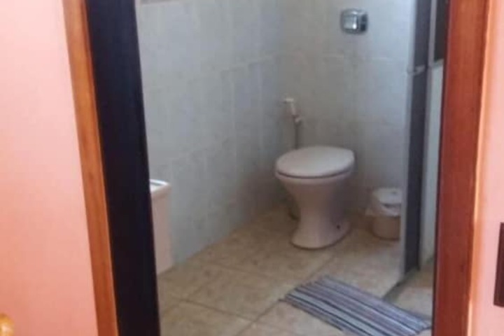 Room 6 of 6