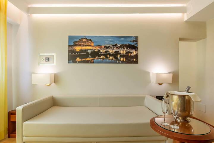 Room 74 of 173