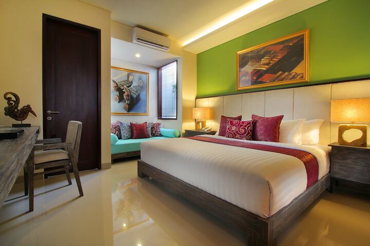 Room 3 of 46