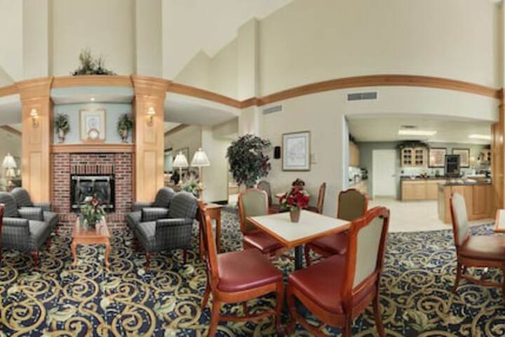 Guest Lobby