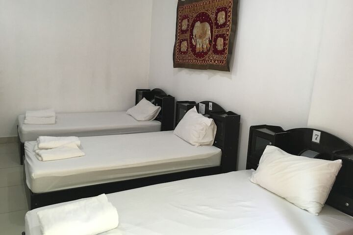Room 19 of 69