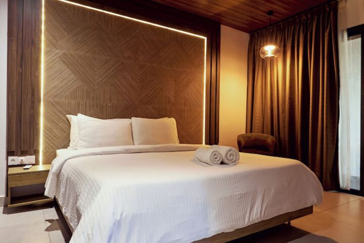 Room 8 of 57