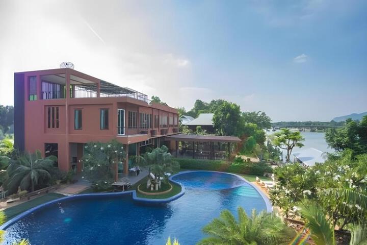 Water Park Hotel Kanchanaburi