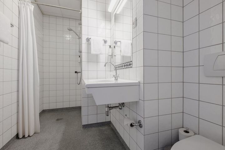 Clean Restrooms