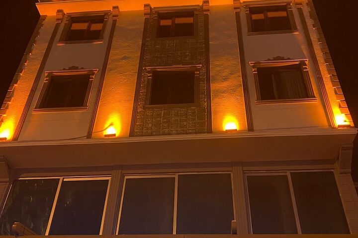 Hotel 18 of 24