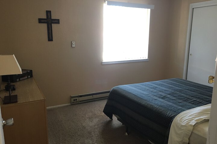 Room 5 of 52