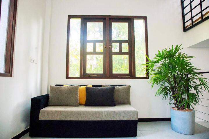 Room 10 of 20