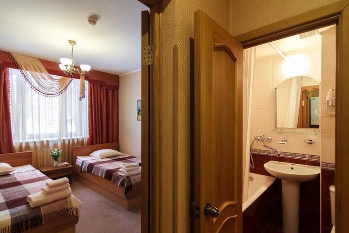 Room 37 of 51