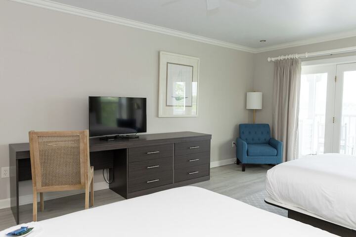 Room 17 of 49