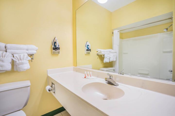 Suite 41 of 42