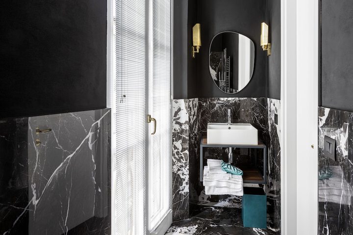 Bathroom Interior Photo