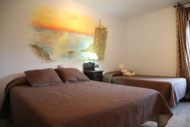 Room 12 of 54