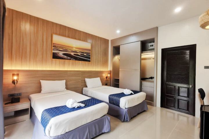 Room 16 of 71