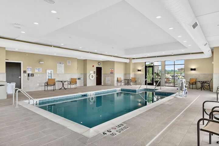 Pool 44 of 67