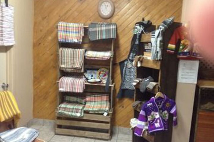 Gift Shop 5 of 8