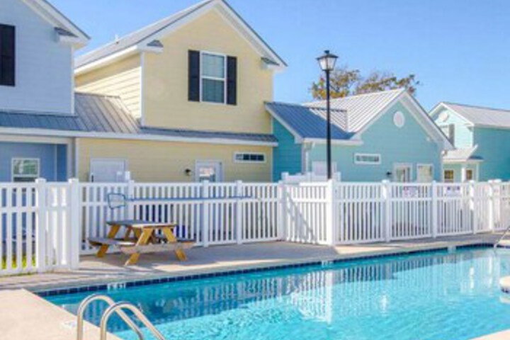 Image of Gulf Stream Villas by Palmetto Vacations