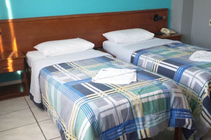 Room 14 of 25
