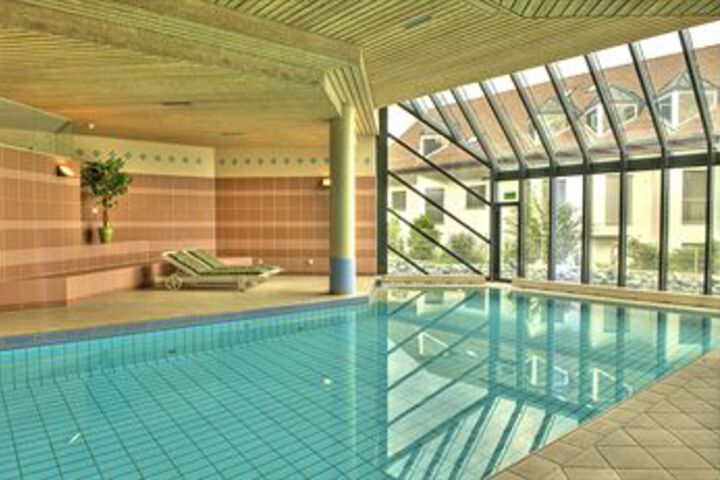 Pool 16 of 29