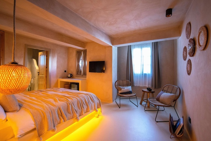 Room 3 of 11