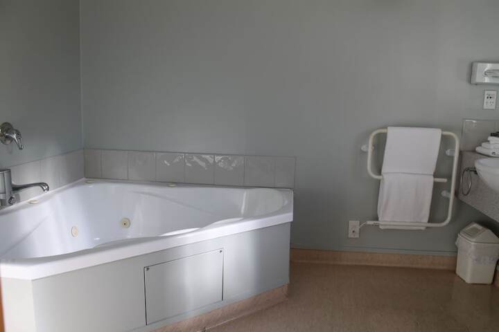 Room 36 of 51