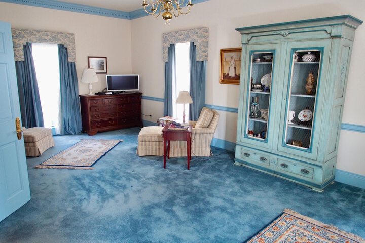 Room 157 of 240